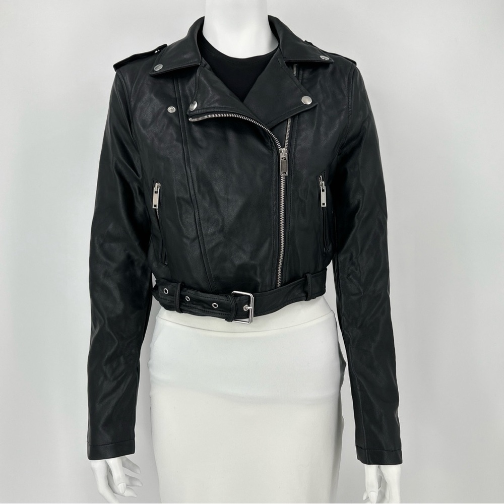 Cropped Vegan leather black jacket Forever 21, Size M